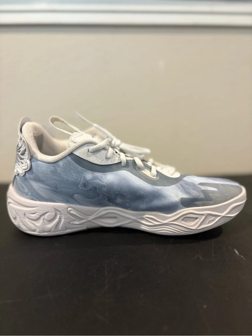 Puma Lamelo Ball MB.04 Lo Team 312174-03 Feather Grey Basketball Shoe Mens Sz 7